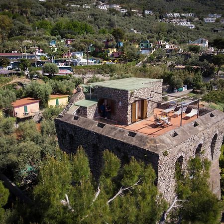 Camping Villaggio Nettuno Nerano Exterior foto